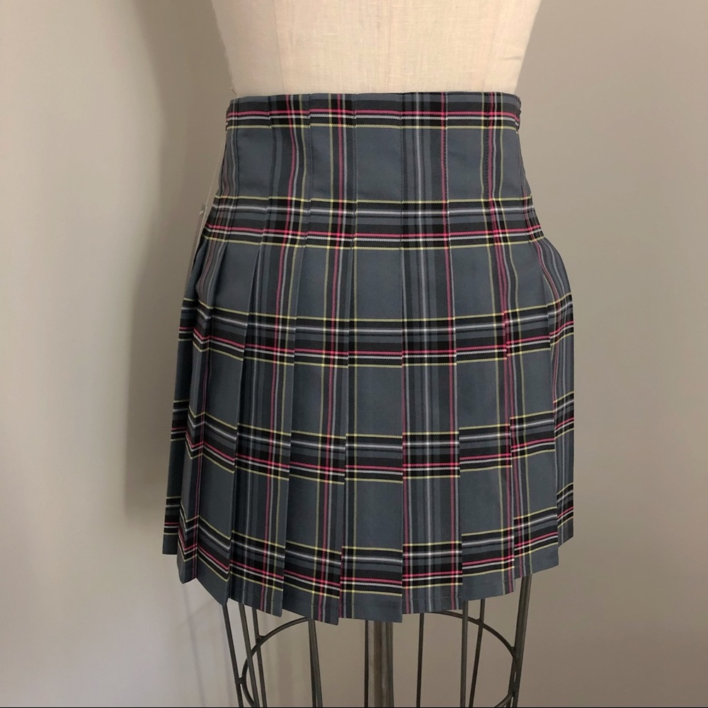 Pleated plaid skirt